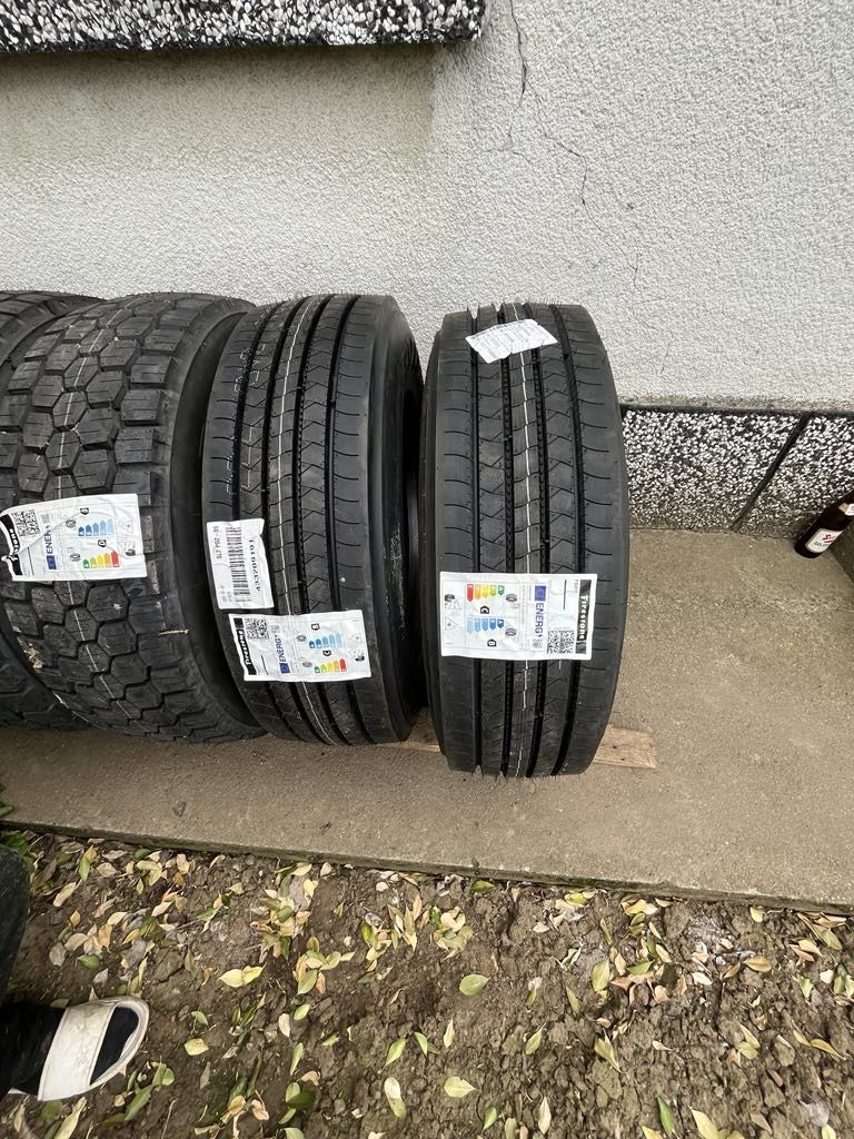 Гуми Firestone FS411 и Firestone FD611 размер 235/75 R17.5