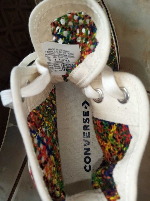 Уникални кецове Converse