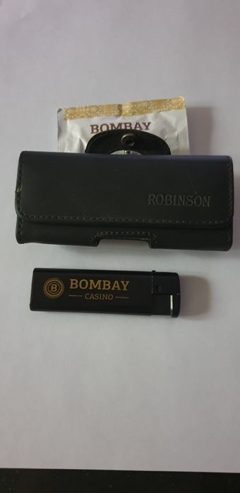 Продам чехол для маленькой сотки или квартирных ключей.