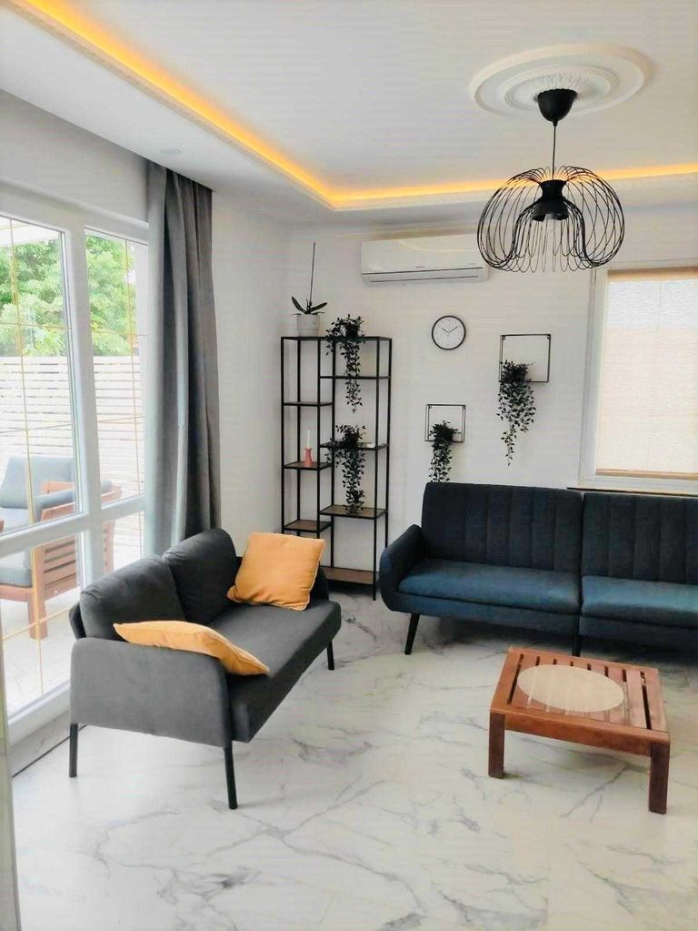 Продава се Къща в Сандански - 327 кв.м за 701 €/кв.м - Снимка #2