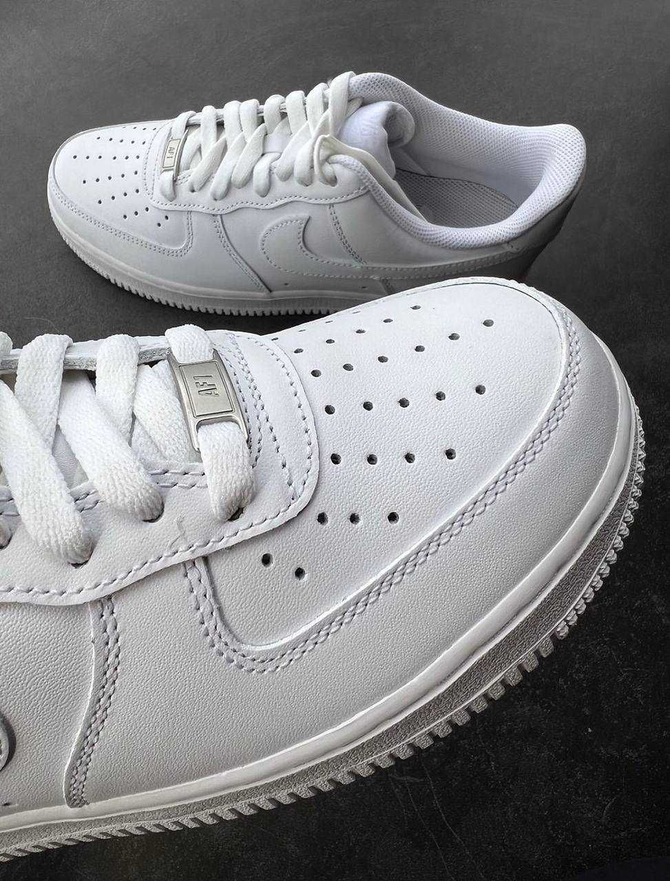 Кроссовки: Nike Air Force 1 Low 07