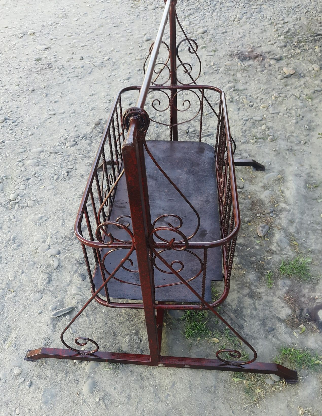 Ovozsiz Tebranadigan Temir belanchaklar