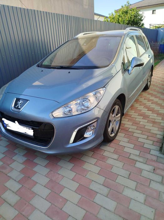 Vând Peugeot 308 sw 2011