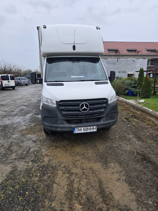 Vând Mercedes sprinter