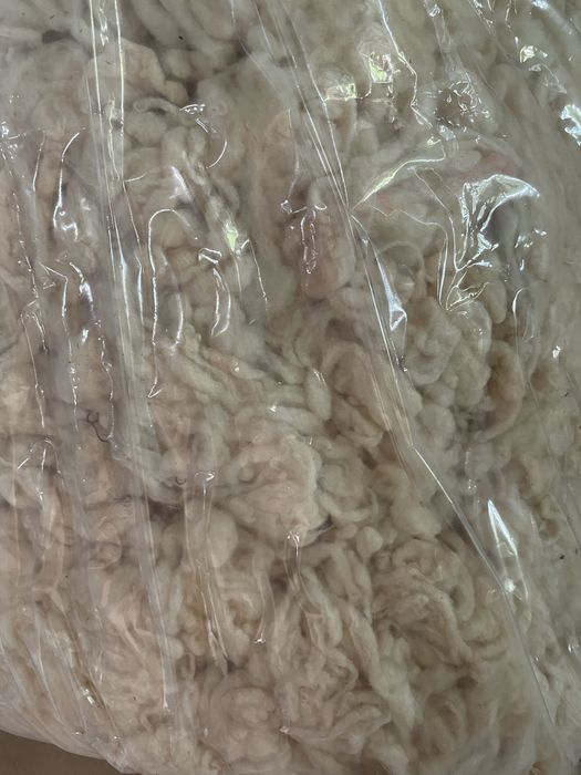 Шерсть овечья. Қойдың жұні таза.