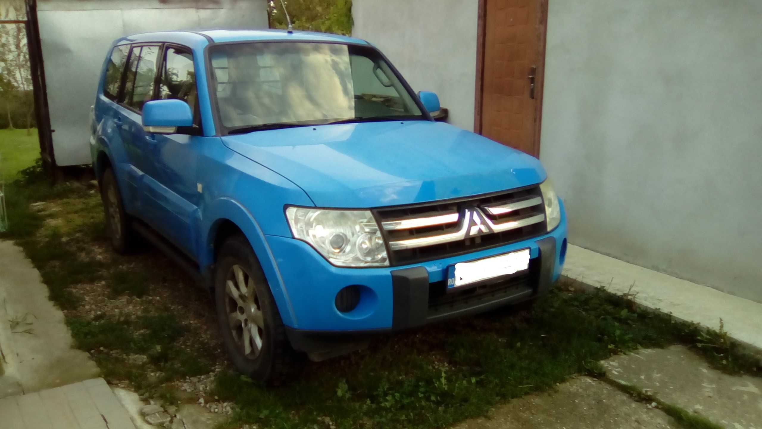 Mitsubishi Pajero, din 2010, 3,2 DI-D , 4x4, 200 cp 114.000 km!