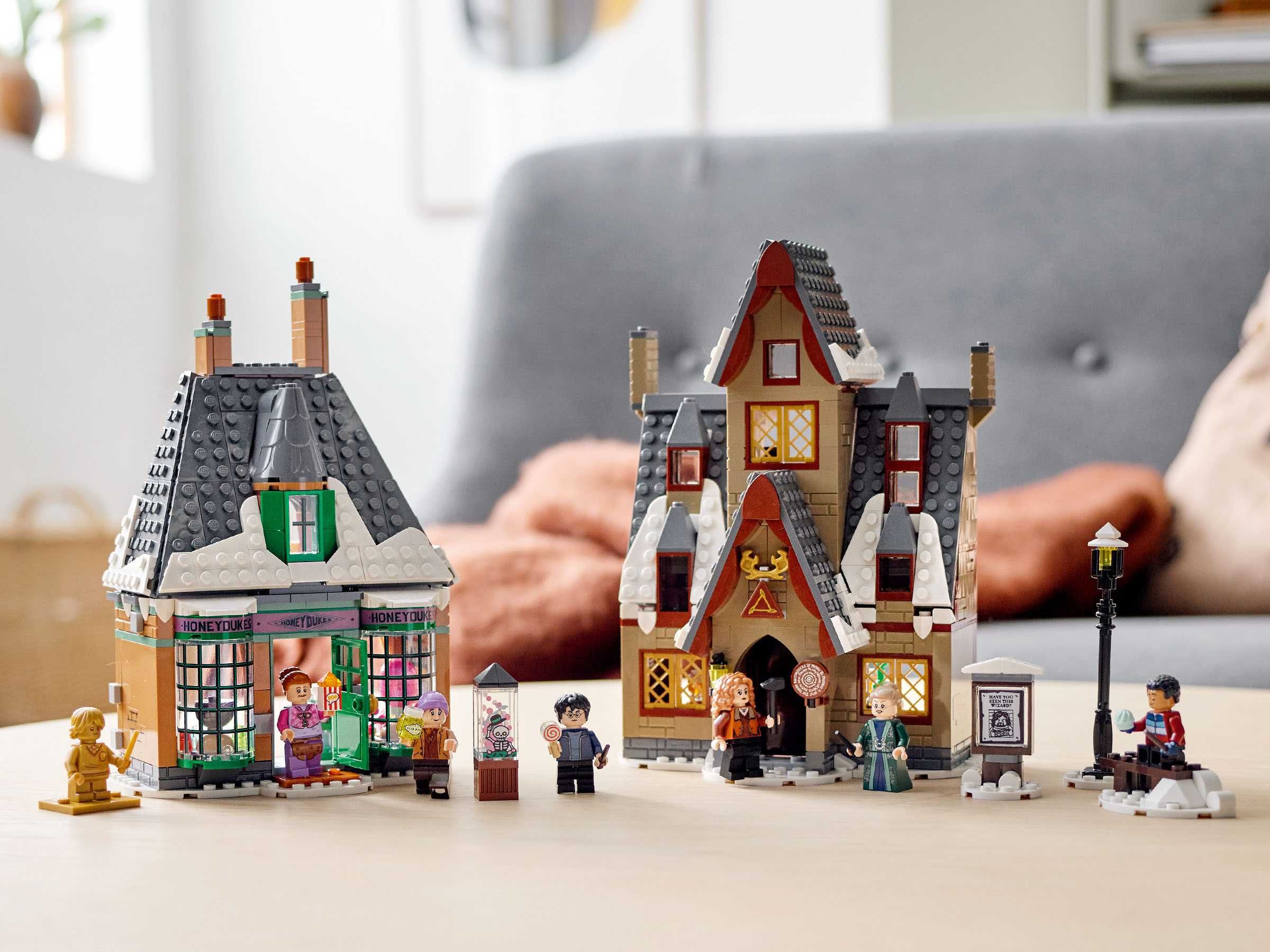 LEGO 76388 Harry Potter Визит в деревню Хогсмид