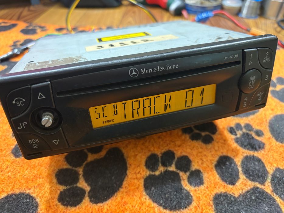 Becker Sound 30 Mercedes Benz