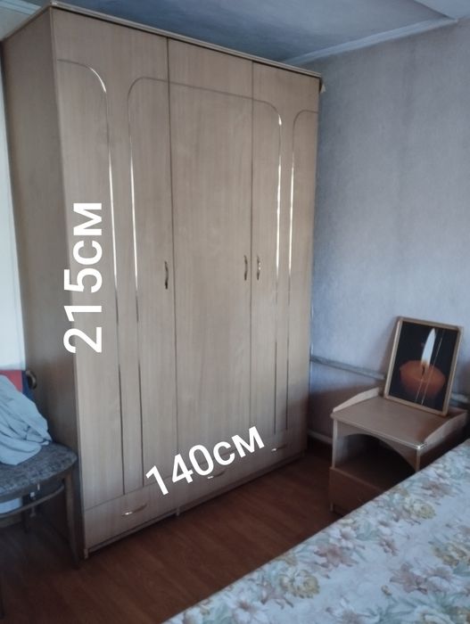 Спальный гарнитур продам