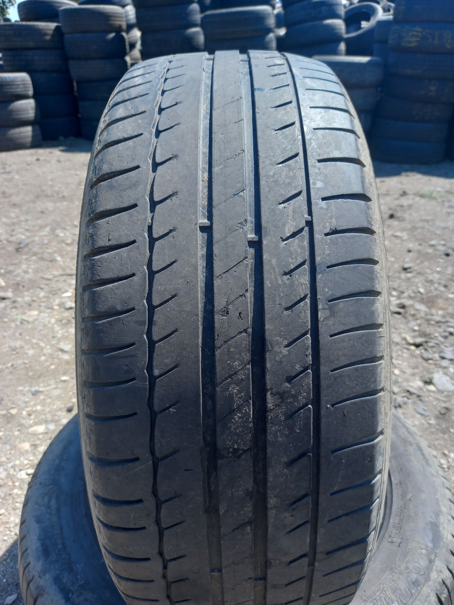 Vand 2 anvelope 215 55 16 michelin bune am si 1 buc