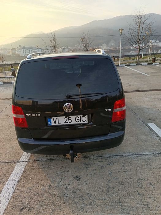 Mă vinde ,vrea mai nouă