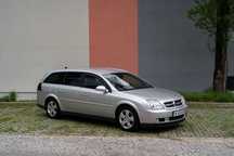 Opel Vectra C 2004 2.2 DTI
