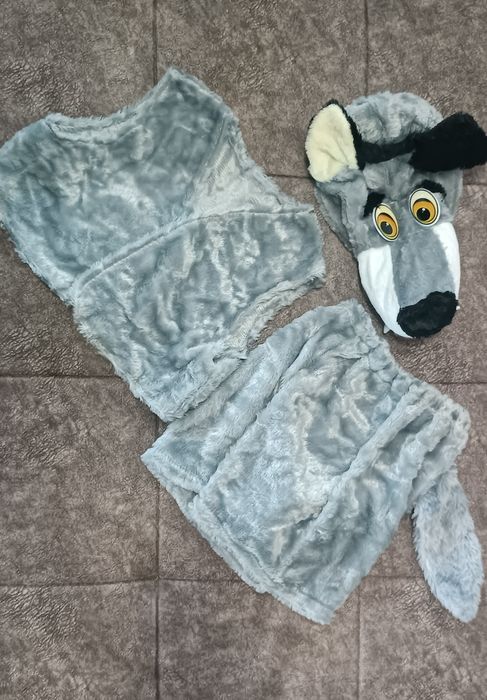 Продам костюм волка
