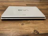 Sony VAIO 2012 1360 x 768