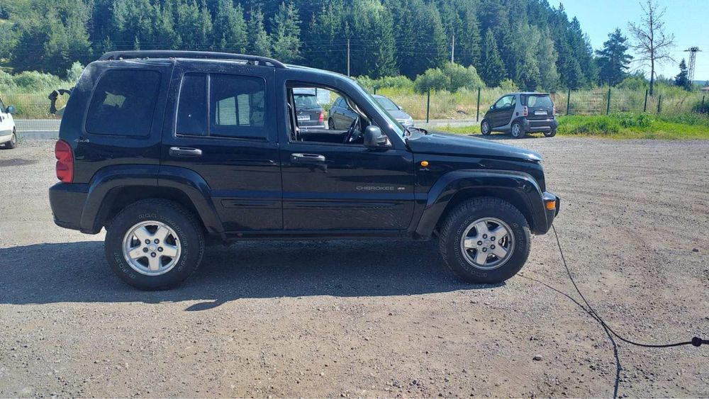 Jeep Cherokee на части