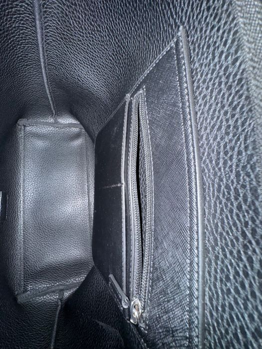Geantă mare din piele Calvin Klein pentru femei nouă