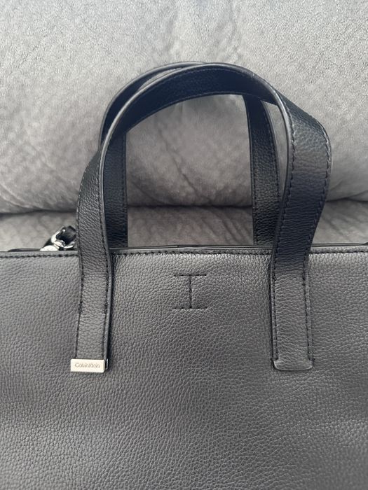Дамска чанта Michael Kors и Calvin Klein н