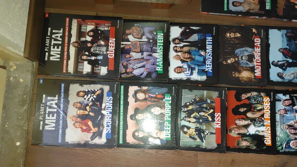 Planet Metal. Колекция от рок и метъл музикални книги.