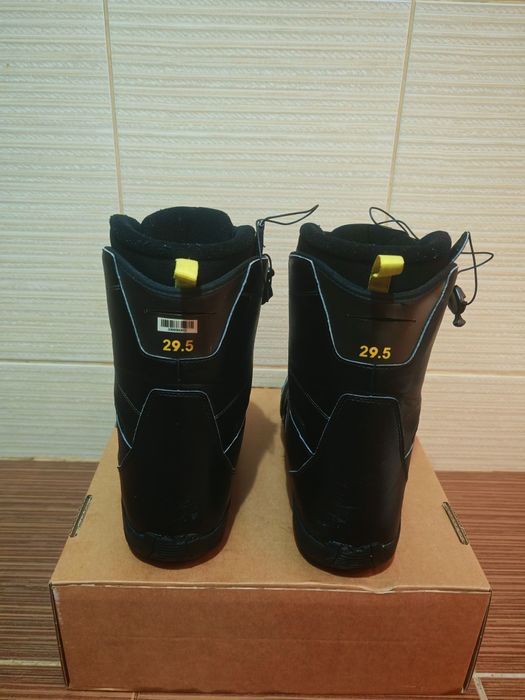 Boots snowboard 44,5-45,5 Salomon Faction cu Boa
