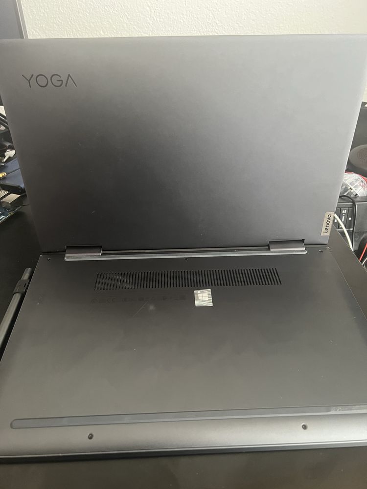 Lenovo Yoga 7 14'' AMD Ryzen 7 5800U/16GB RAM/2 TB SSD/Touch/PEN