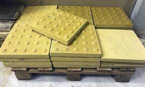 Тактильная плитка из бетона 300*300 мм