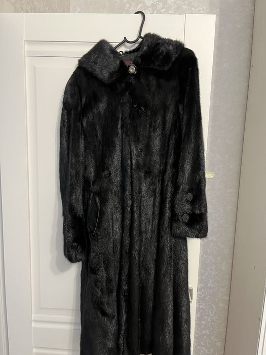 Норковая шуба черная
