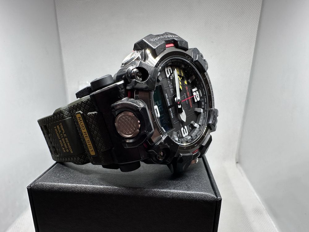 *Чисто Нов* Casio G-Shock GWG-2000-1A3JF Mudmaster *Army Green*