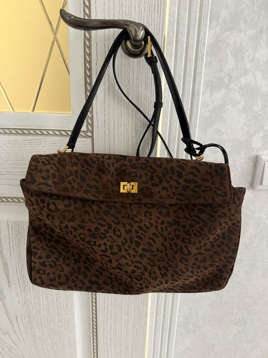 Продам сумку новая.