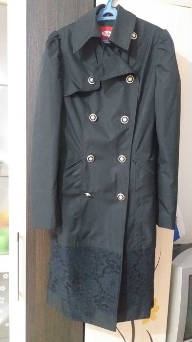 Плащ женский чёрный