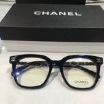 нови очила Chanel