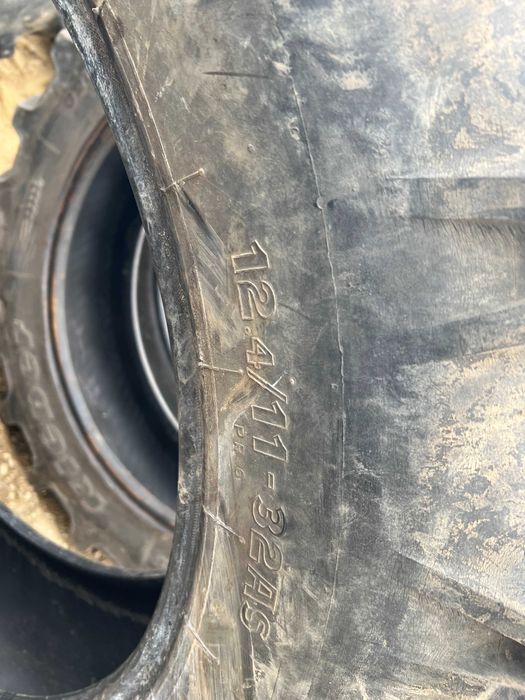 Cauciuc 12.4 R32 Semperit