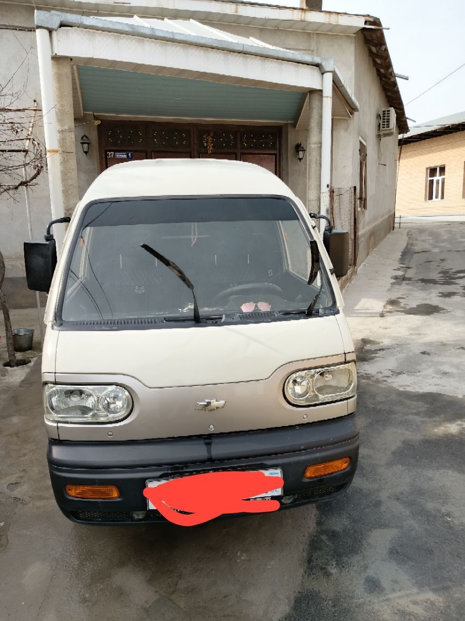 Chevrolet DAMAS sotiladi.