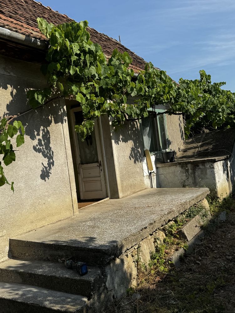 Casa de vanzare 75000€