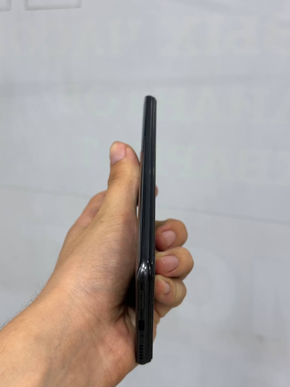 Poco F 3 128 gb srochni