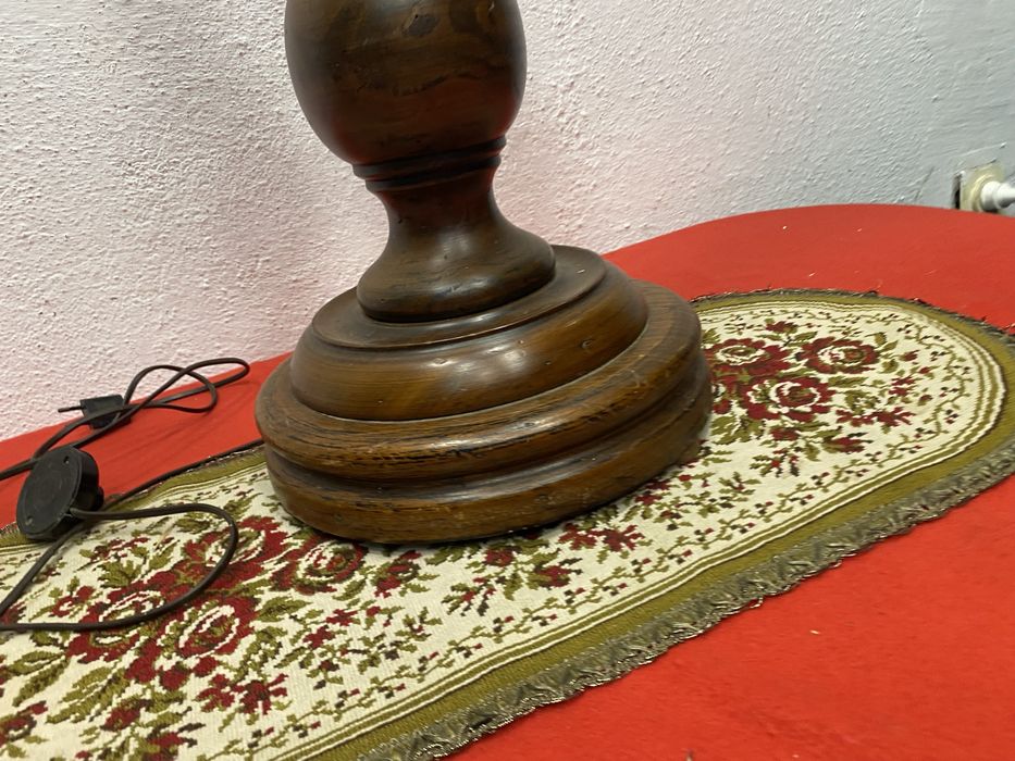 Стара френска лампа от дъб лампион