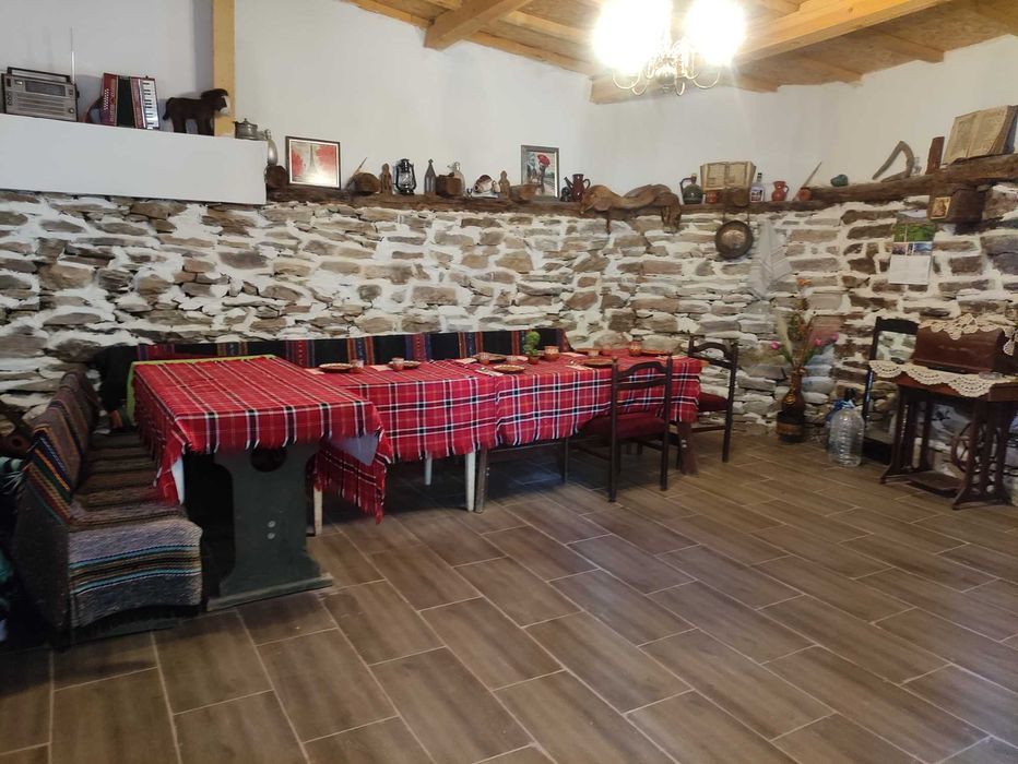 Дава се под наем Къща в с. Мирково, Област София-област - 70 кв.м за 153 € - Снимка #20