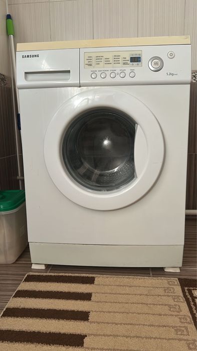 Продам стиральную машину
