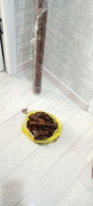 Деревяный карниз