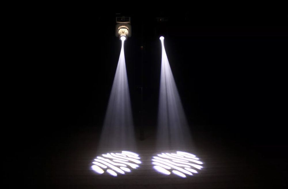 PROMOTIE!!! 75W Moving Head Spot Beam 7R lumini club pub formatie