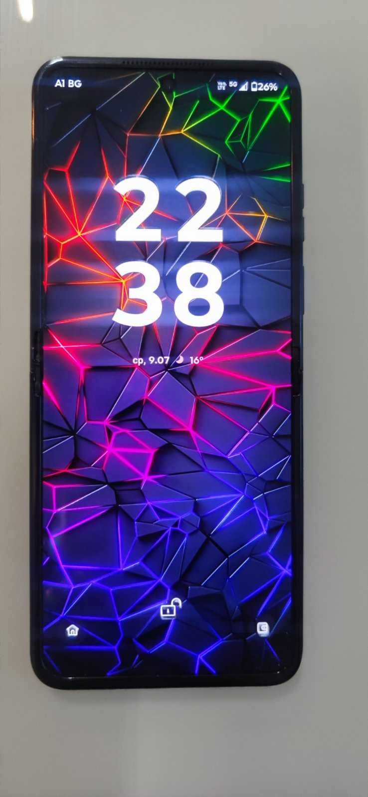 Motorola razr 50