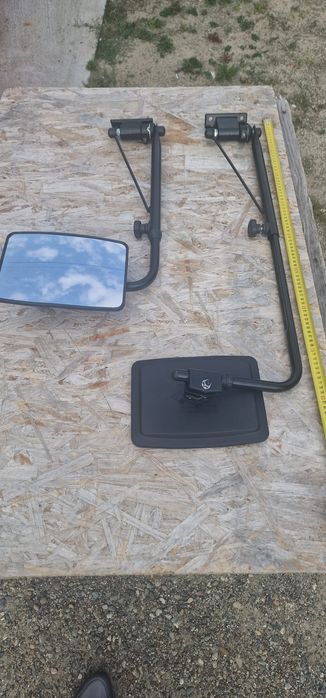 Brat oglinda telescopic lung cu oglinda pret 650 lei este reglabila se