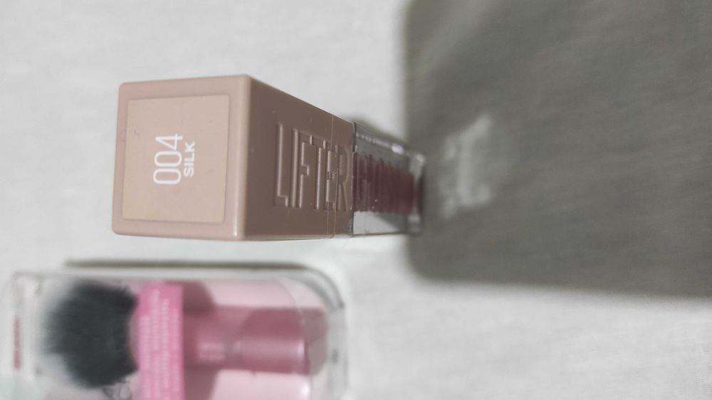 Спирала Kylie Cosmetics почистваща пяна за тяло Mi Amante