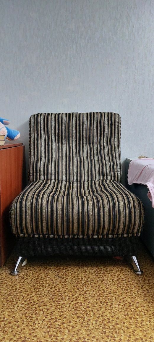 Кресло  б/у продам