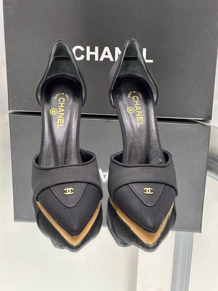 Pantofi-sandale-Balerini Chanel colecția noua Piele naturală 100%