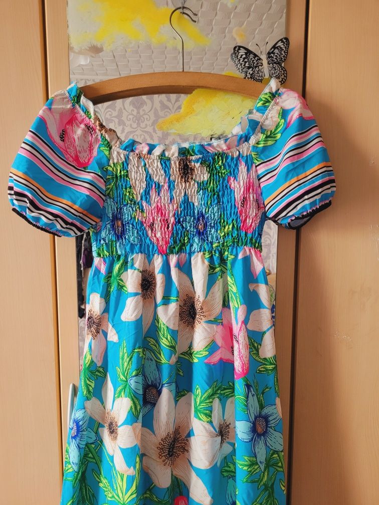 Rochie superba de vara cu flori