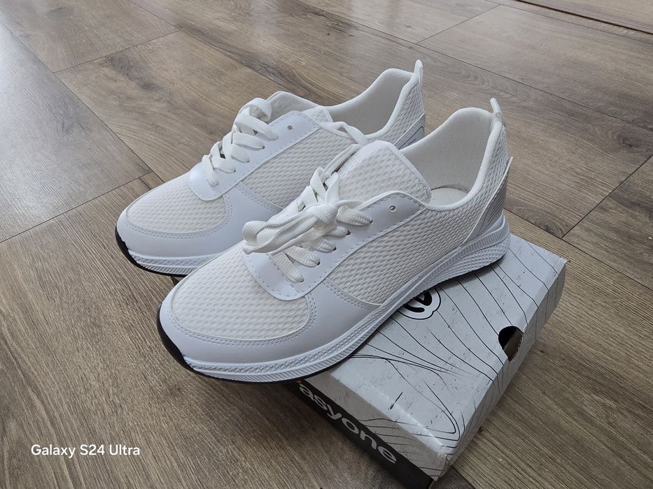 Adidasi Pasyone 40