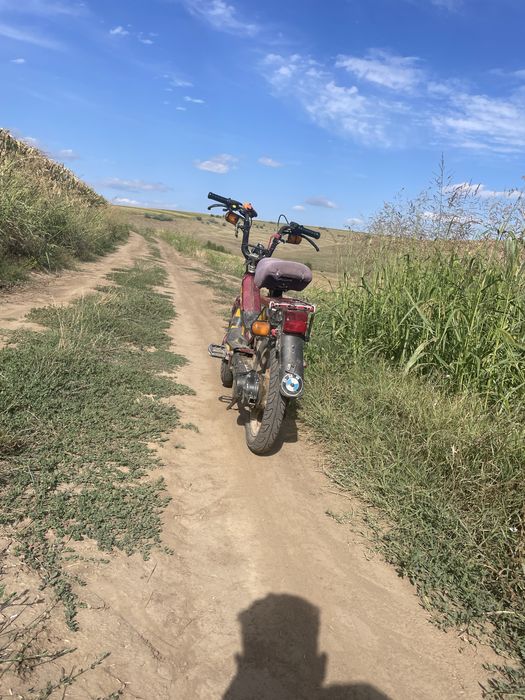 Se da pa scimb pe un slt scuter