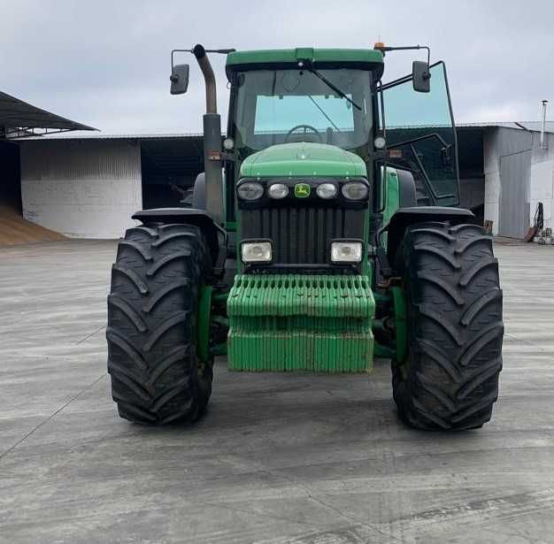 Tractor John Deere