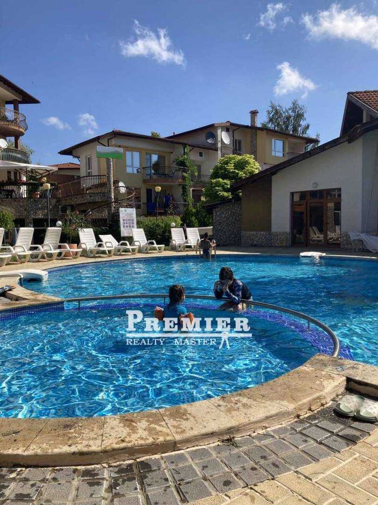 Продава се Тристаен апартамент в к.к. Албена - 85 кв.м за 942 €/кв.м - Снимка #4