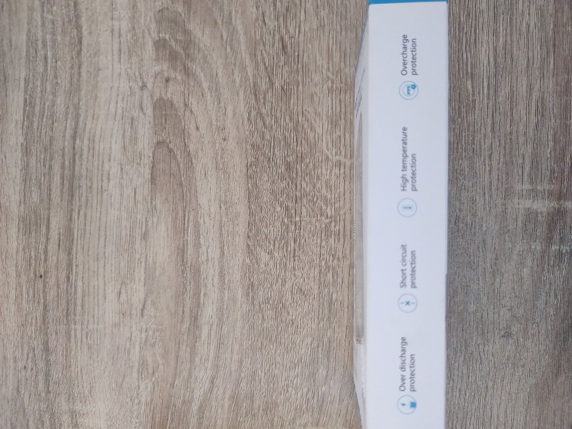 Преносима батерия , 10,000 mAh , Type-C & Micro USB съвместимост